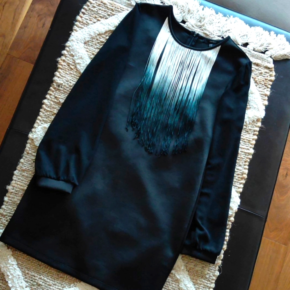 F21 Black gradient color deco dress